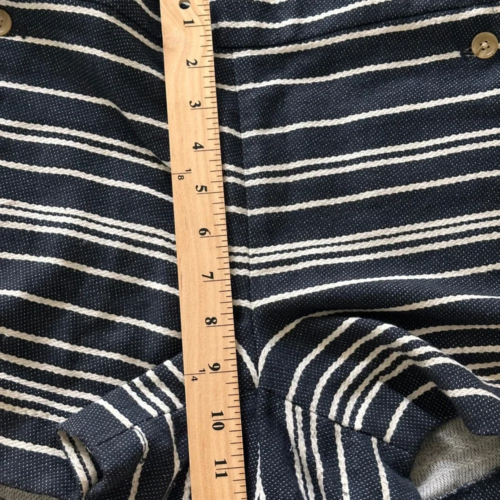 Banana Republic Navy White Striped‎ Sailor Shorts Button Detail Size 4 Nautical
